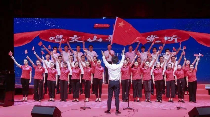 想打造出细腻、不浮粉的底妆，有哪些不能忽视的小技巧？游戏画面